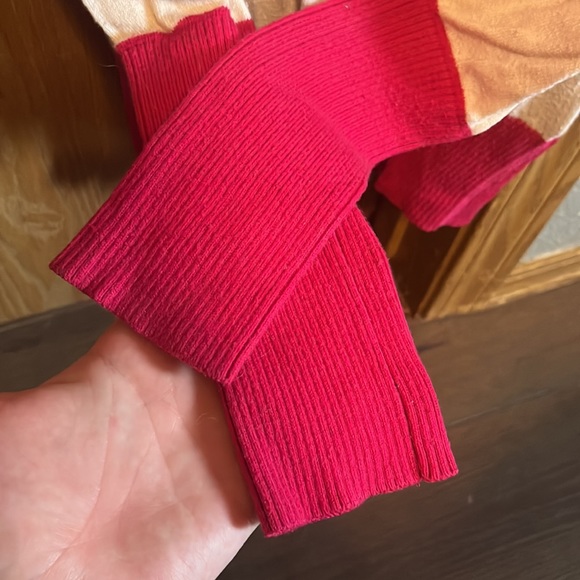 Pink/white striped Abercrombie sweater - Picture 3 of 3